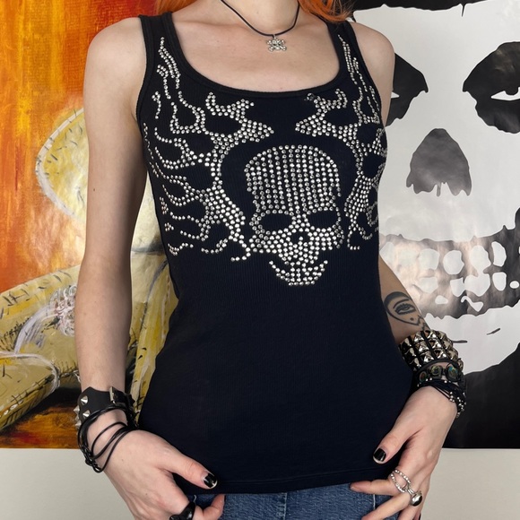 Skull and Flames Rhinestone Tank Top / Size S - Picture 5 of 5